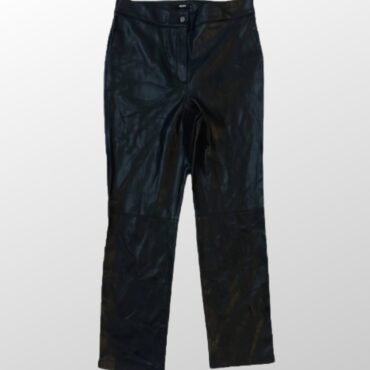 מכנסי דמוי עור חדשים! גזרה גבוהה! לייקרה. היקף מותן 96 ס״מ (לפני מתיחה)