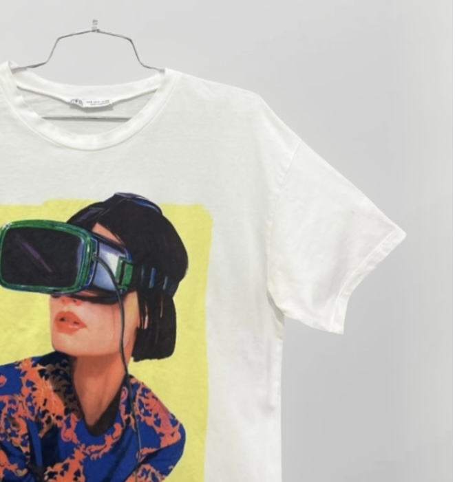 טישרט לבנה Zara עם הדפס אישה! מידה S – תמונה 2