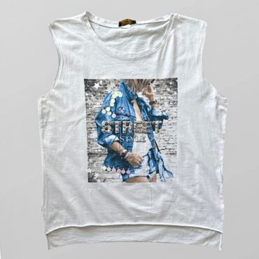 גופיית 100% כותנה בצבע לבן עם הדפס וחרוזים מידה M שלNEW NOCE מצב חדש!