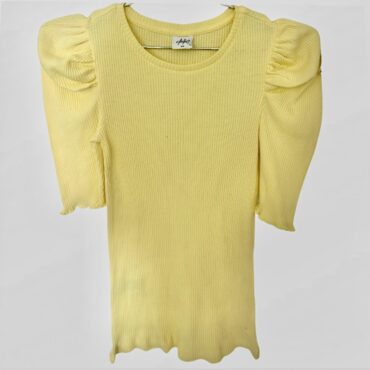 חולצת ריב צהובה כתפיים תפוחות באופן עדין XS Castso