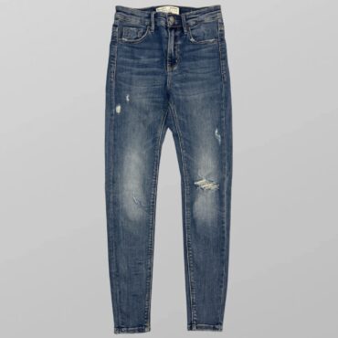 Stradivarius ג׳ינס סקיני לייקרה בגזרה גבוהה! מידה 24