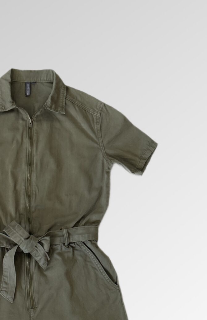 ⁦אוברול קצר Lee Cooper בצבע ירוק זית S⁩ – תמונה ⁦2⁩