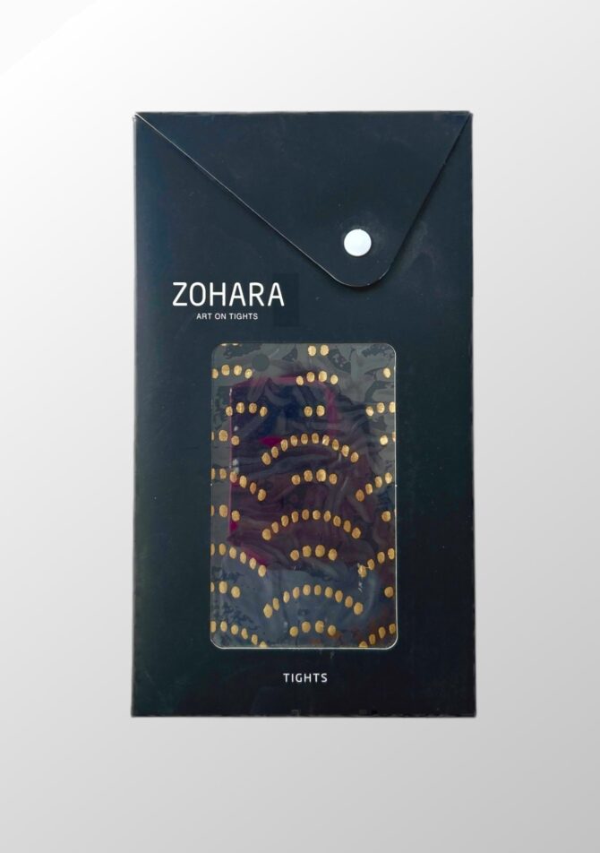 עם טיקט! גרביונים Zohara בצבע שחור בהדפס זהב