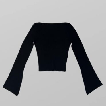 סריג H&M מפתח סירה וחצי פתוח בגב! שרוולי פעמון מידה S