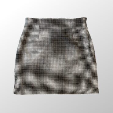חצאית מיני משבצות H&M בהדפס פפיטה מידה 26