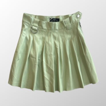 חצאית מיני קפלים דמוי עור Bershka צבע מנטה מידה 26
