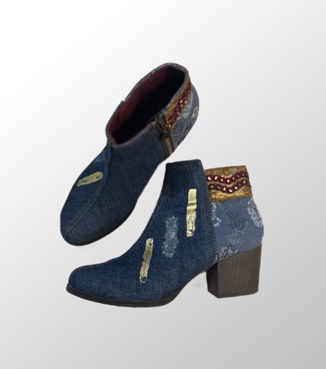 מגפון ג׳ינס Desigual מעוטר מידה 38