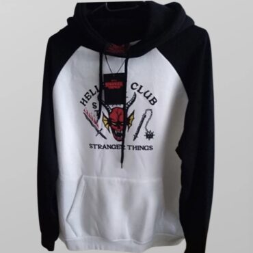 עם טיקט! סווטשירט Pull&Bear פוטר מודפס "Hellfire Club" מידה L