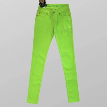 עם טיקט! ג׳ינס לייקרה ירוק מרקר! גזרה נמוכה מידה 38