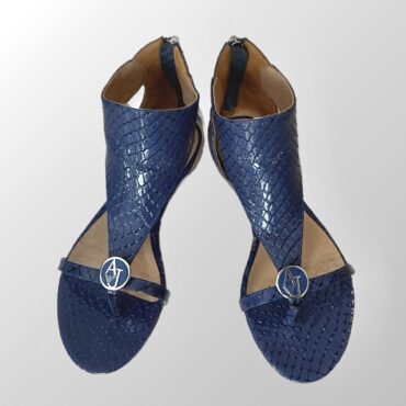 חדשים! סנדלי עור ARMANI JEANS בטקסטורת נחש! מידה 37