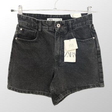 עם טיקט! שורט ג׳ינס שחור Zara גזרת MOM מידה 36