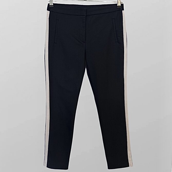 מכנסי צ׳ינו שחורים Zara עם פס לבן בצדדים! גזרה אמצע מידה 40