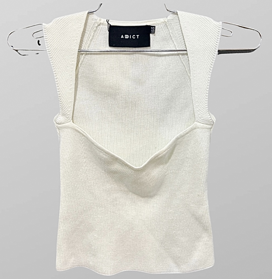 עם טיקט! חולצת גופיה סריג Addict בצבע שמנת מידה S