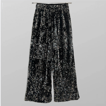 מכנסי פאייטים חגיגיים ומיוחדים בסגנון מתרחב ומחמיא, גזרה גבוהה עם גומי במותן!  מידה S