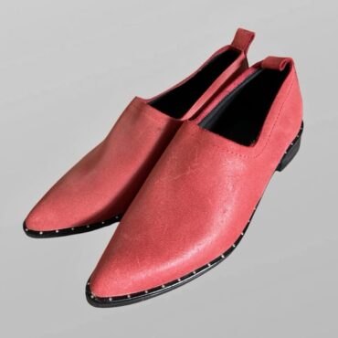 עם טיקט! נעלי מוקסין עור בשילוב ניטים עדינים אמיתי בצבע אדום אפרסק מודה 41
