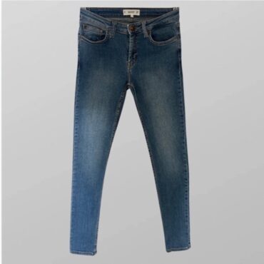 ג׳ינס סקיני בגזרה גבוהה לייקרה מחטב! מידה 38 Mango