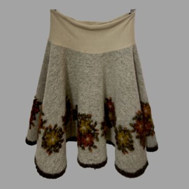 וינטג׳ מידה 44 חצאית צמר איכותי אפורה עם רקמת פרחים