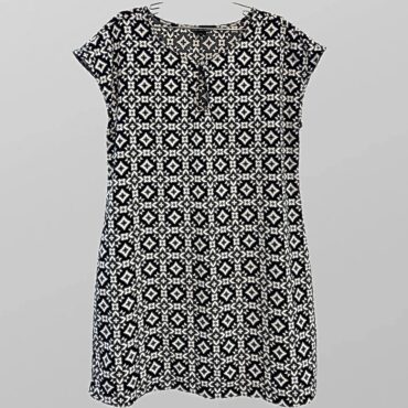 שמלה מודפסת מבד אלגנטי קליל בגזרה ישרה מידה 44 של Castro