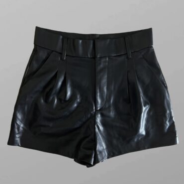 ZARA חדשים! מכנסי דמוי עור שחורים קצרים אלגנטיים בגזרה גבוהה מידה S