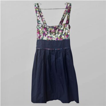 שמלת פרחים כיווצים בכחול וכפתורי פנינה מידה M