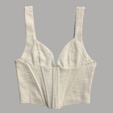 ZARA חדשה! חולצת מחוך אלגנטית עם קרסים ניוד בטקסטורה לייקרה מידה S