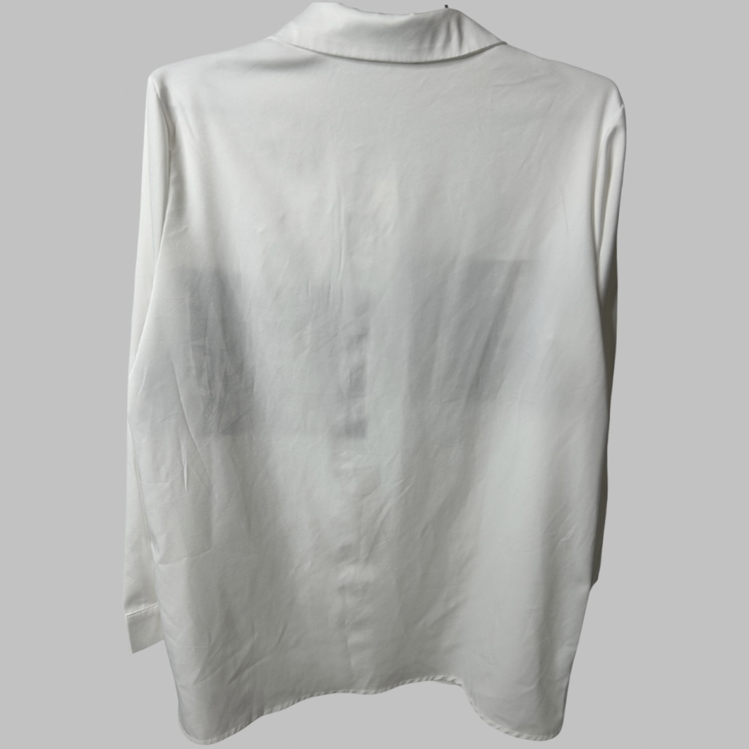 מידה 42 חולצה לבנה מכופתרת אוברסייז עם הדפסים מנוחשים מצב חדש – תמונה 3