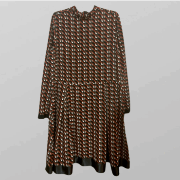 Vintage שמלת מידי בהדפס אתני גזרת A מידה 44 היקף מותן 100 ס״מ