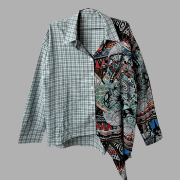 מידה S חולצת אוברסייז מכופתרת א- סימטרית עם הדפס אתני בחצי אחד, חולצה לבנה עם משבצות ירוקות, מצב חדש!