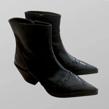 Topshop מידה 37 מגפון בוקרים שחור דמוי עור עם עיטורים