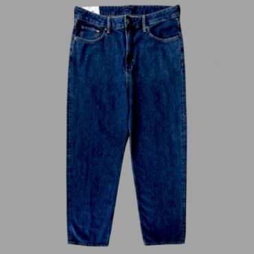 Hm מידה 46 ג׳ינס בגזרה גבוהה וקלאסית (לא צמוד) צבע כחול כהה