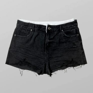 RENUAR עם טיקט! מכנסי ג׳ינס קצרים גזרה גבוהה עם גומי פנימי בלבן מידה 40