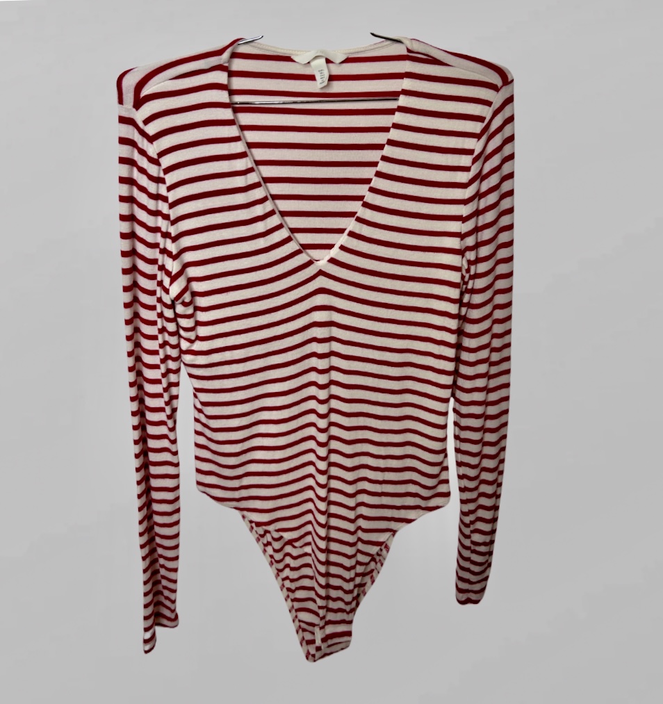 Hm חדש! בגד גוף לייקרה ג׳רזי פסים אדום לבן מחשוף וי מידה L