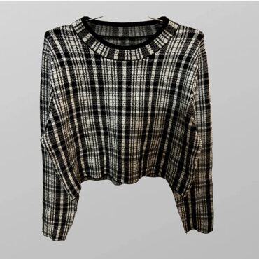 סריג אוברסייז משבצות שחור לבן בגזרה קצרה מידה 42