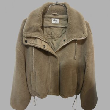 CASTRO מידה S מעיל פרוותי אוברסייז חום מוקה יתאים עד L  מתכוונן בסיומת מצב חדש