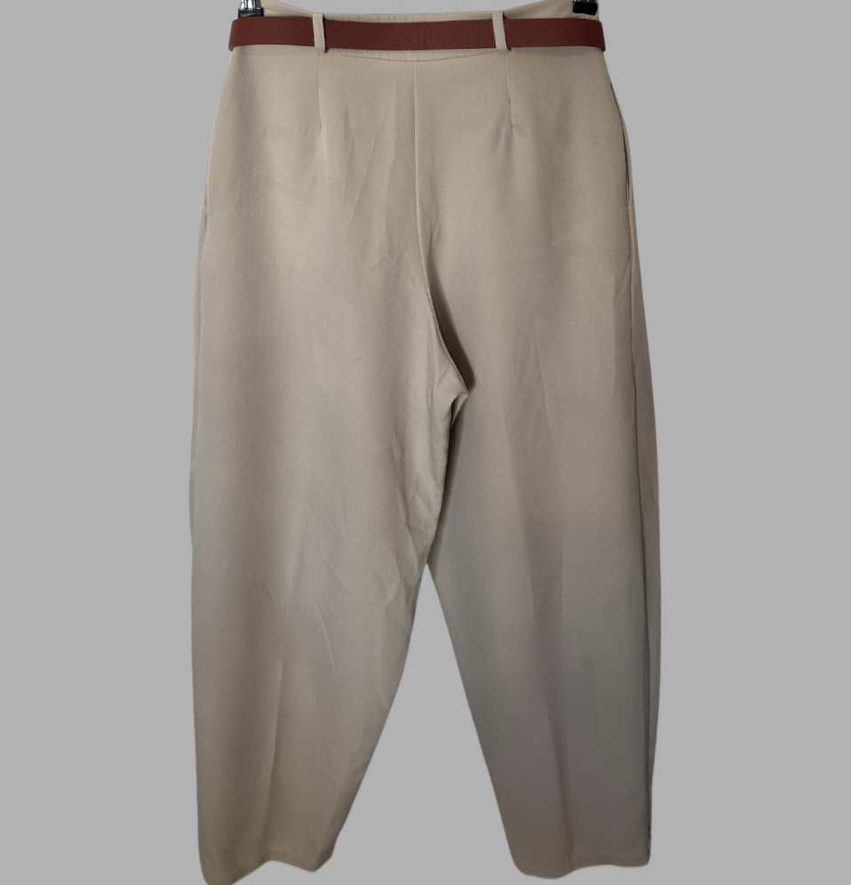 Yucca מידה M מכנסיים מחויטים בצבע ניוד גזרה גבוהה סגנון בלון, בשילוב חגורה – תמונה 3