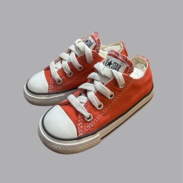 קולקציית ילדות🎀 All Stars Converce מידה 24 בצבע אדום דגם נמוך, חדשות!