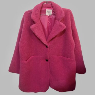 מעיל טדי ורוד מידה M אוברסייז מחמם עם כפתורים לאורך מצב כמו חדש