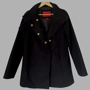 MANGO מעיל דמוי צמר שחור מידה XS אלגנטי גזרה ישרה עם טיקטקים ורוכסן לכל האורך. מצב חדש!