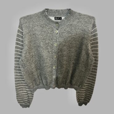 Dorin Frankfurt קרדיגן אפור מנצנץ מידה M שרוולים בהדפס פסים ומנג׳ט בסיומת. מצב חדש