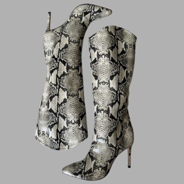 Schultz Maryana מגפי עקב מנוחשים דמוי עור מידה 39 (רשום 40) שפיץ מקדימה וללא רוכסן, מצב חדש!