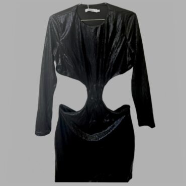 Adika עם טיקט! מידה L שמלת ערב שחורה מבריקה לייקרה עם פתחים בצידי המותן