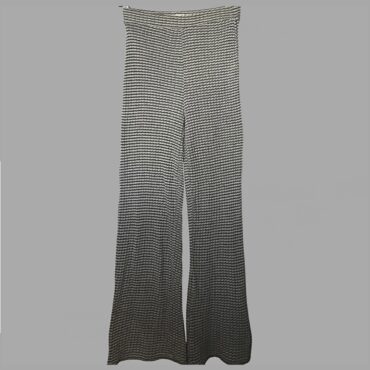 Puul&Bear מידה L מכנסי סריג מתרחבים פרינט שחור לבן עם גומי במותן גזרה גבוהה. מצב מצויין