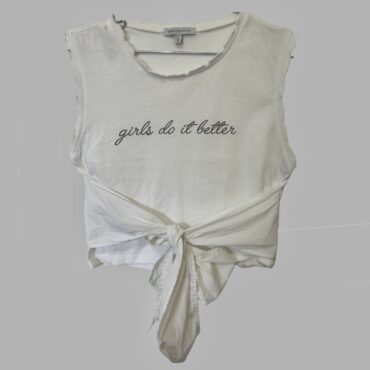 Twentyfourseven טישרט לבנה קרופ עם קשירה (מקדימה או מאחורה) מידה S מצב כמו חדש!