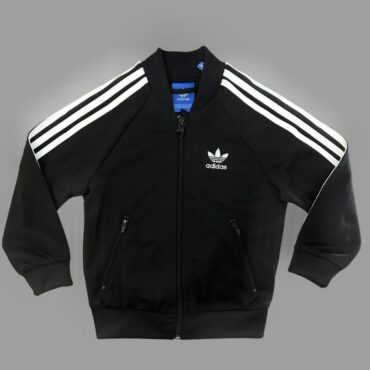 קולקציית ילדות🎀 Adidas ג׳קט שחור פסים בידיים מידה 18-24m מצב כמו חדש!
