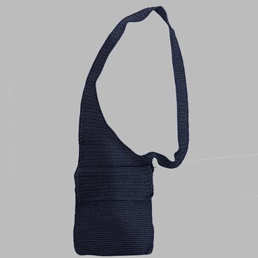 תיק סריג כחול קרוסבודי מצב חדש עם רוכסן 22/20 ס״מ