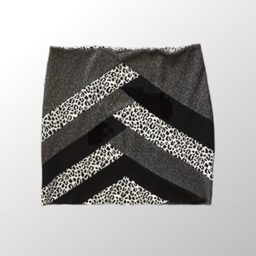 חצאית בשילוב הדפסים מנומרים L Silence*noise