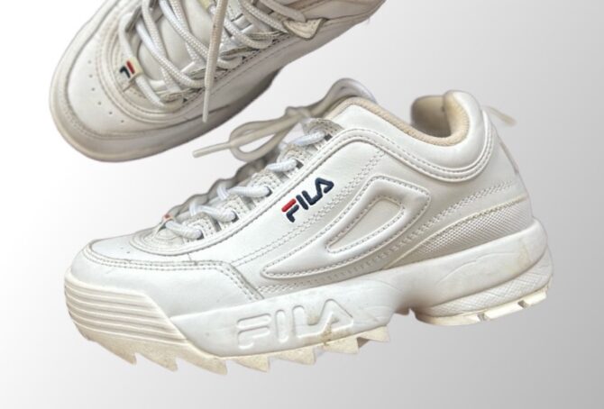 סניקרס גבוהות FILA