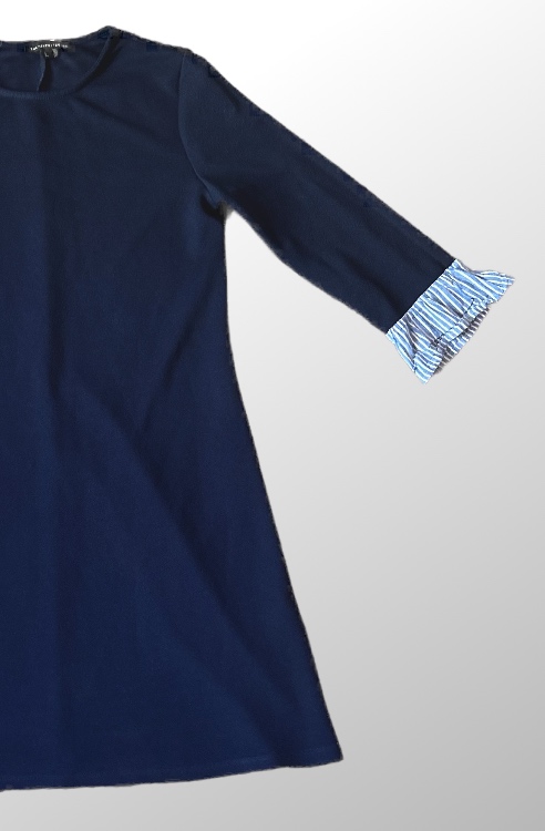 שמלת מיני אלגנטית! צבע כחול! לייקרה בשילוב בד אריג מפוספס בשרוולים! מידה L Twentyfourseven – תמונה 2