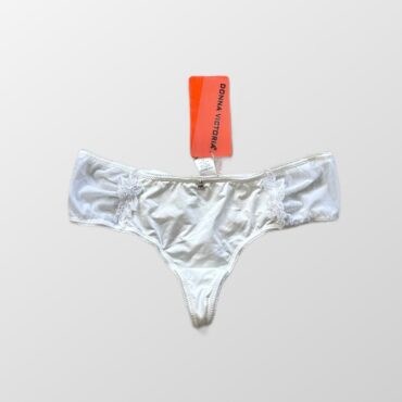 תחתוני חוטיני  לבנים! עם טיקט בשילוב תחרה! של Donna Victoria מידה S