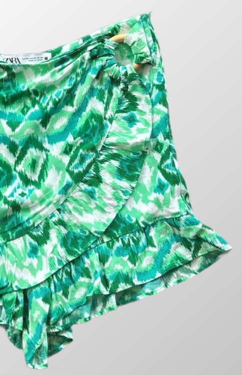 מכנס חצאית אריג מודפסת בצבע ירוק! גזרה גבוהה! XS Zara – תמונה 3